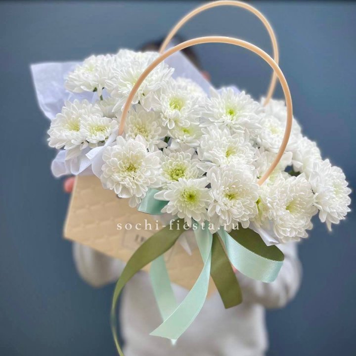 Сумочка с хризантемами в Братске