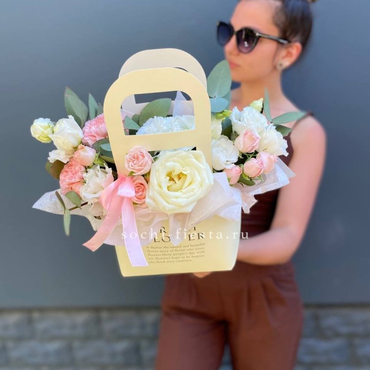 Цветочная сумочка "Рафаэль" в Братске