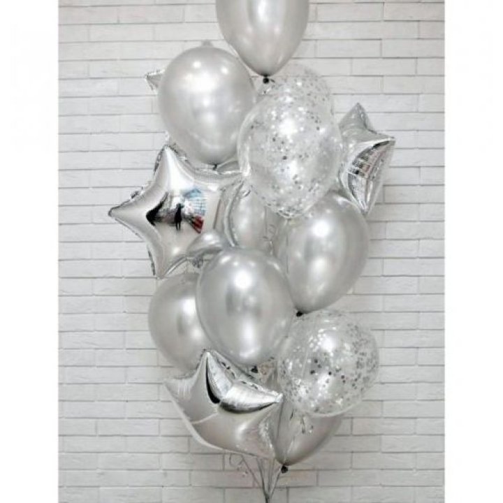 Фонтан шаров "Сильвер мун" в Братске