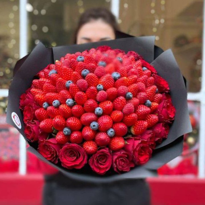 Клубничный бум №2 в Братске