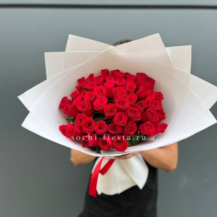 51  красная роза в Братске