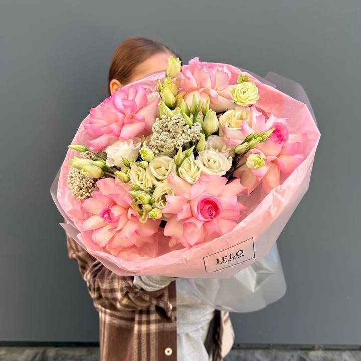 Букет "Розы с эустомой" в Братске