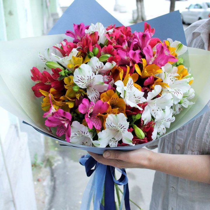 Микс альстромерий в Братске