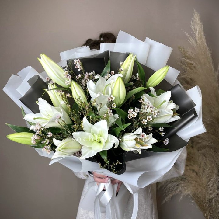 Букет лилий Снежная королева в Братске