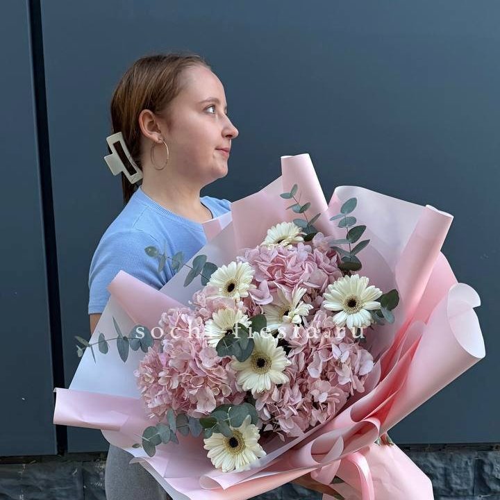 Букет "Знак любви" в Братске