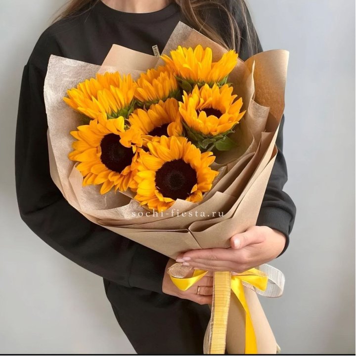 Букет из подсолнухов в Братске