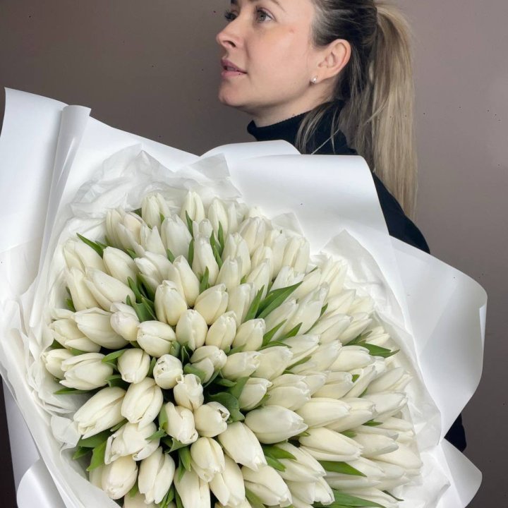 101 белый тюльпан №2 в Братске