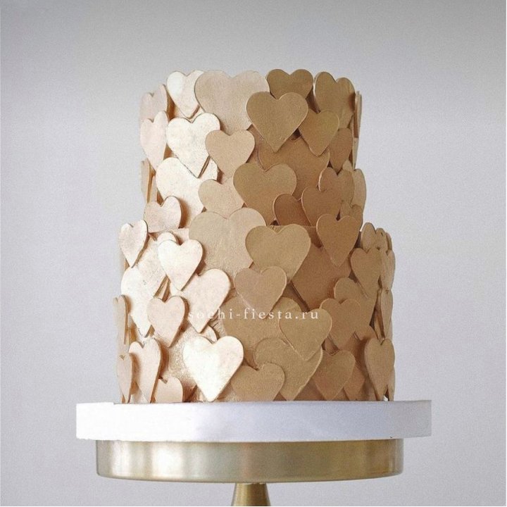 Торт "Hearts" gold в Братске