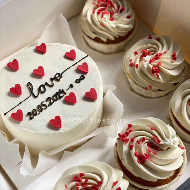 Капкейки и бенто-торт "Любимые" в Братске