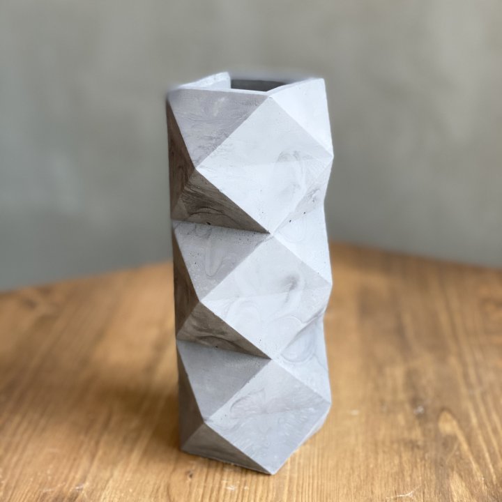 Дизайнерская ваза №1 в Братске