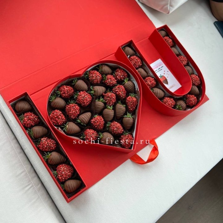 Клубника в шоколаде "Я люблю тебя" в Братске