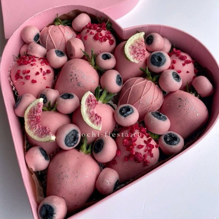 Клубника в шоколаде Сердце в Братске