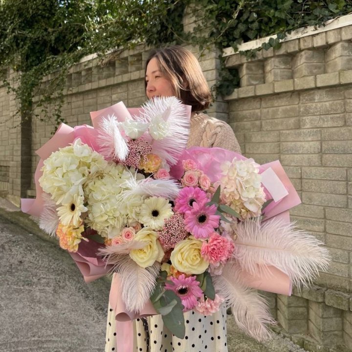 Дизайнерский букет "Валенсия" в Братске