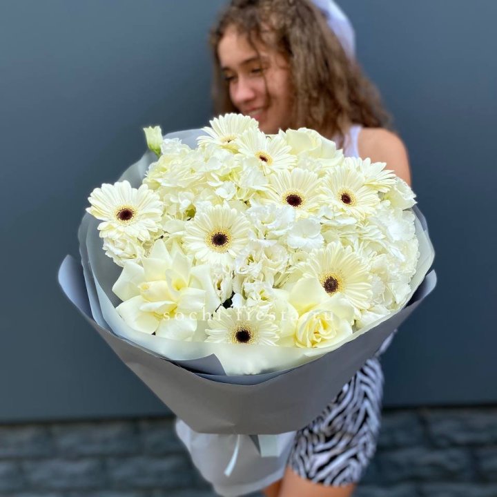  Букет "Вайт люксур" в Братске