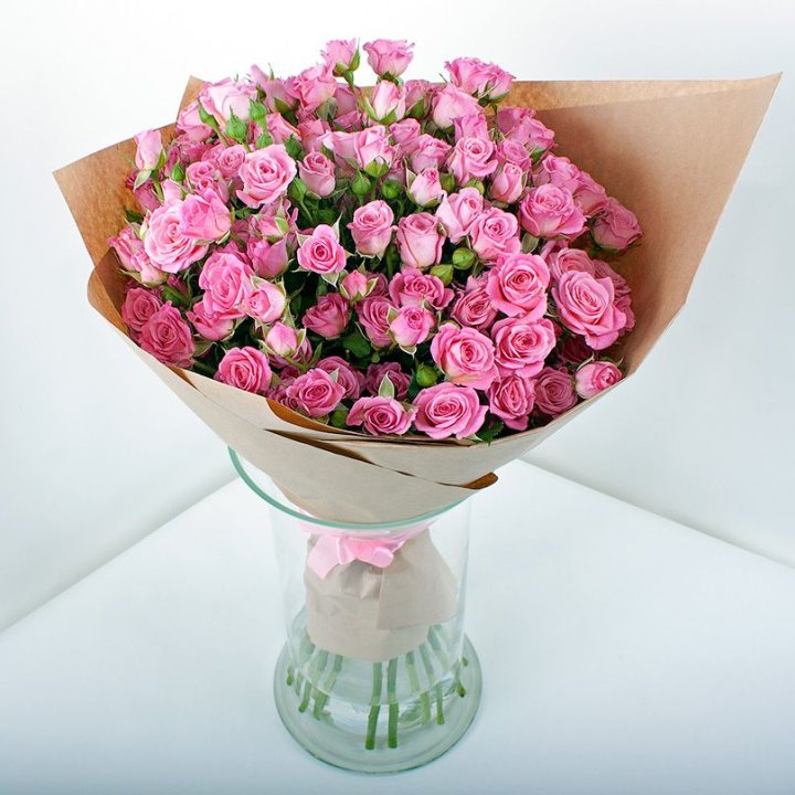 15 кустовых роз в Братске