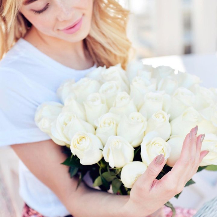 Букет высоких роз "Облака" в Братске