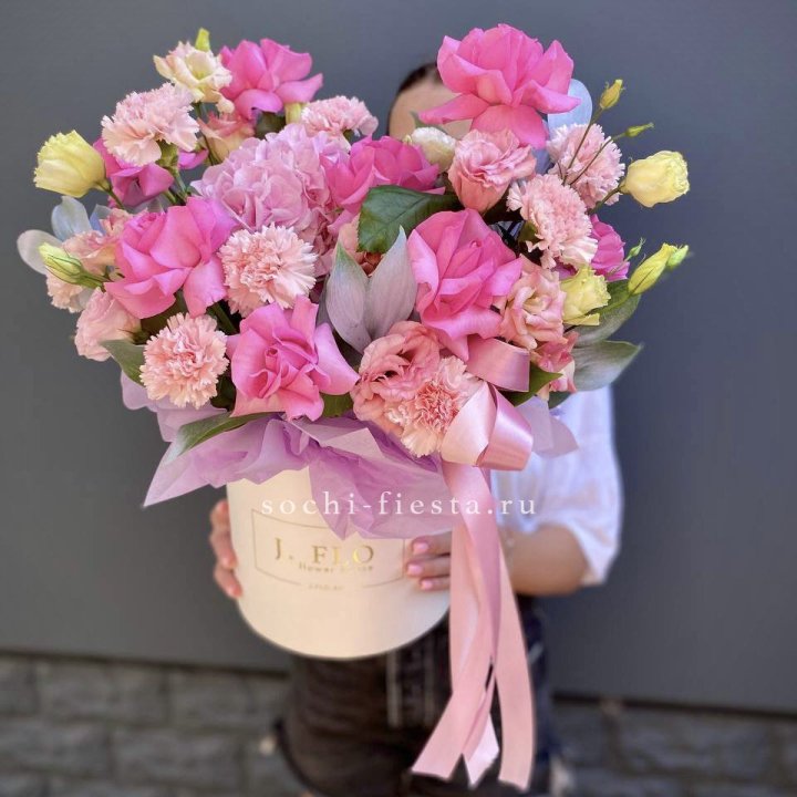 Цветочный бокс "Сальма" в Братске