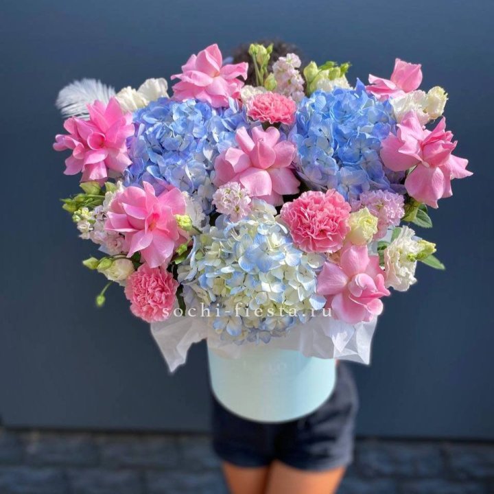 Коробка с цветами "Лемия" в Братске