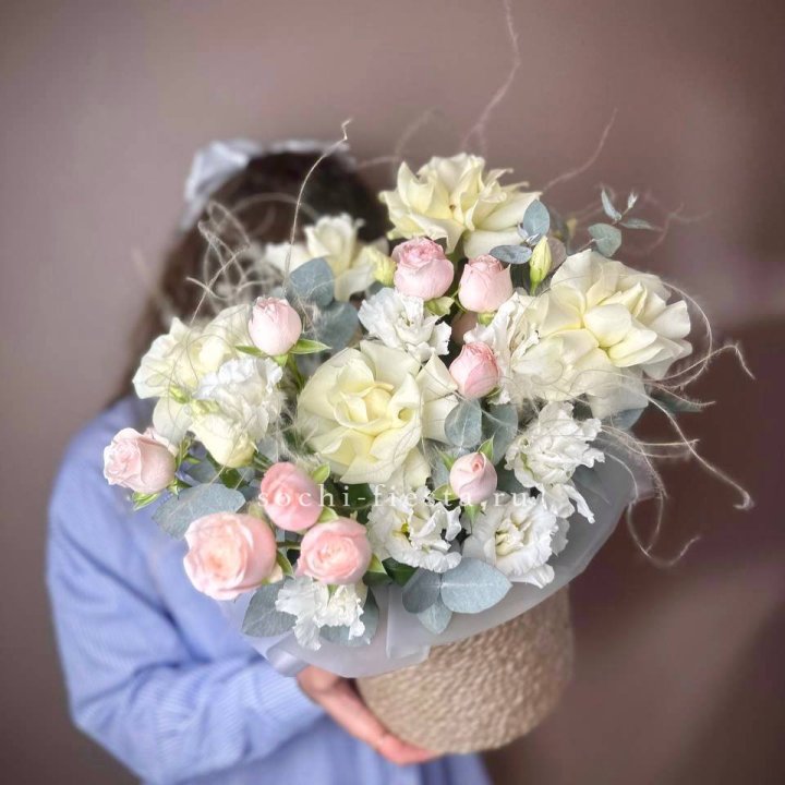 Авторский бокс "Милена" в джутовом кашпо в Братске