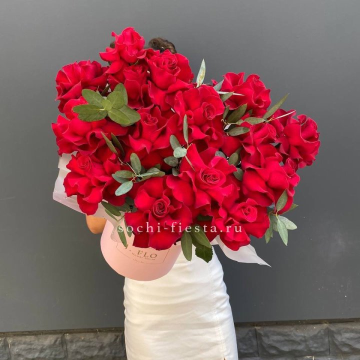 Бокс из 17 французских роз в Братске