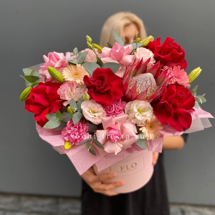 Коробка "Краски солнца" в Братске