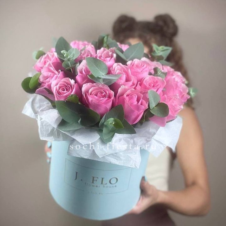 Бокс 27 роз в Братске