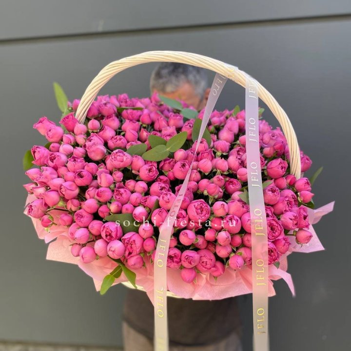 Корзина роз Мисти Баблс 101 в Братске