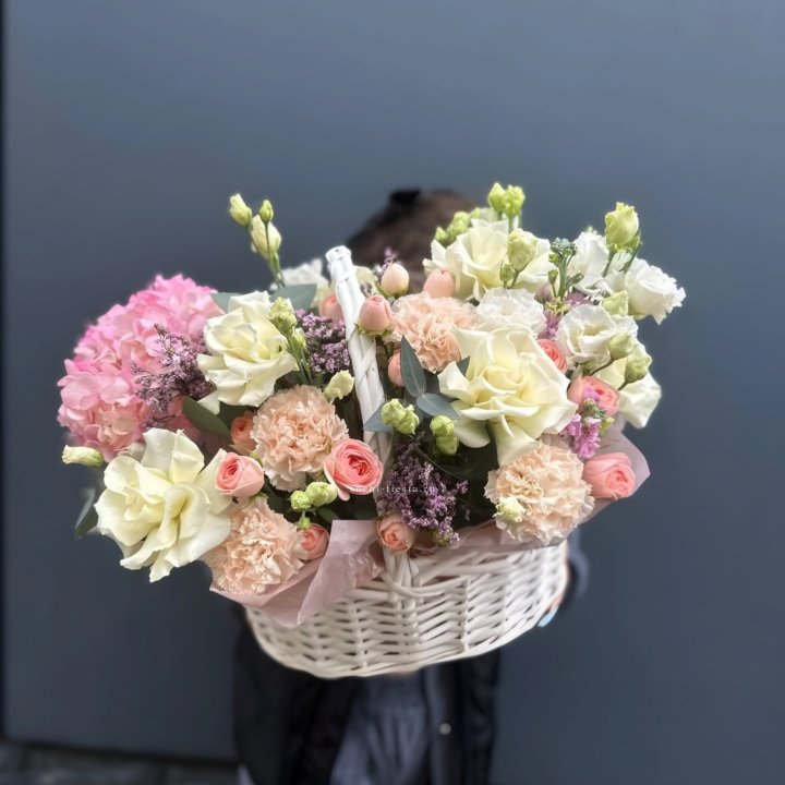 Цветочная корзина "Софтнес" в Братске