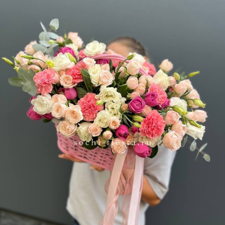 Цветочная корзина "Флоренция" в Братске
