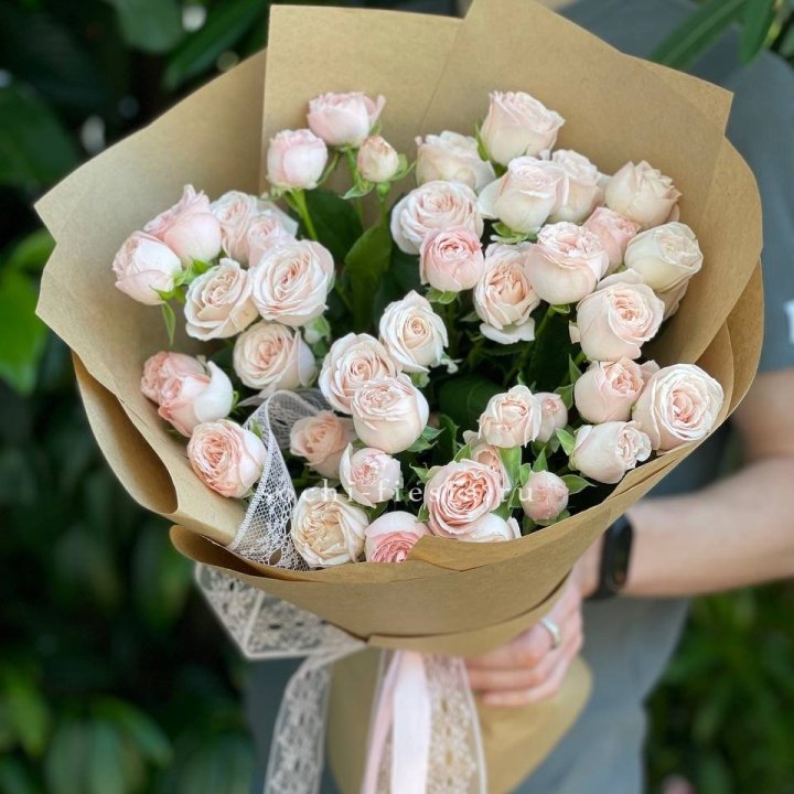 Кустовые розы букет №1 в Братске