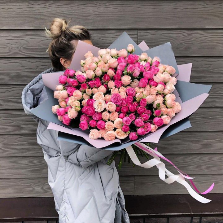 55 роз микс кустовых в Братске