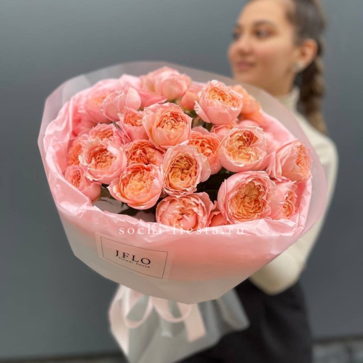 Букет из пионовидных роз Джульетта в Братске