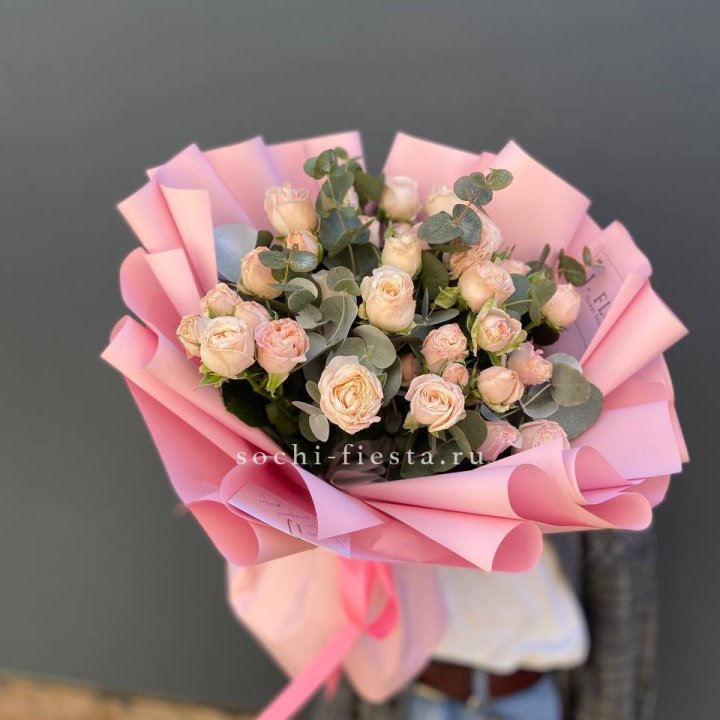 Букет пионовидных роз Cute Love в Братске