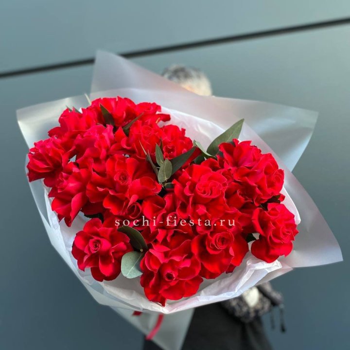 21 Красная французская роза в Братске