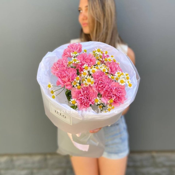 Дуобукет диантусов и ромашек в Братске