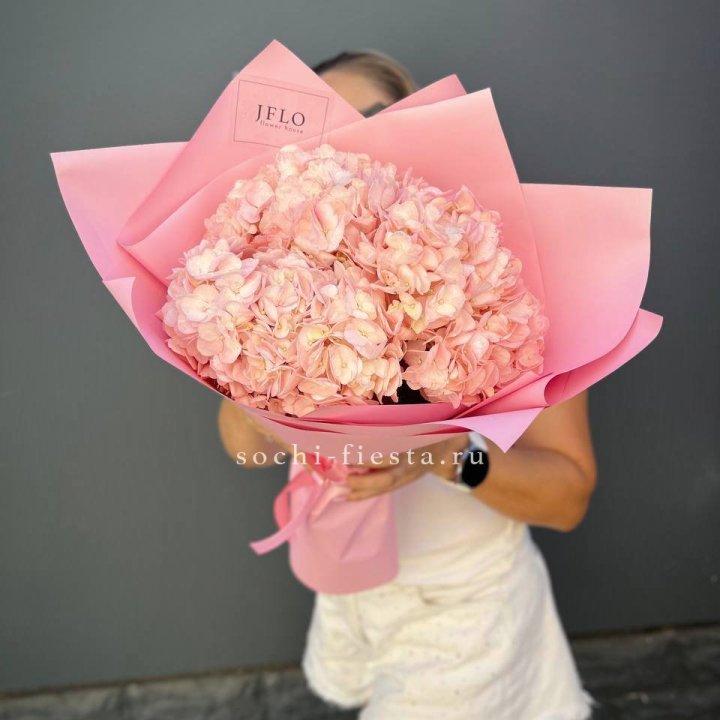 Букет гортензий "Крем" в Братске