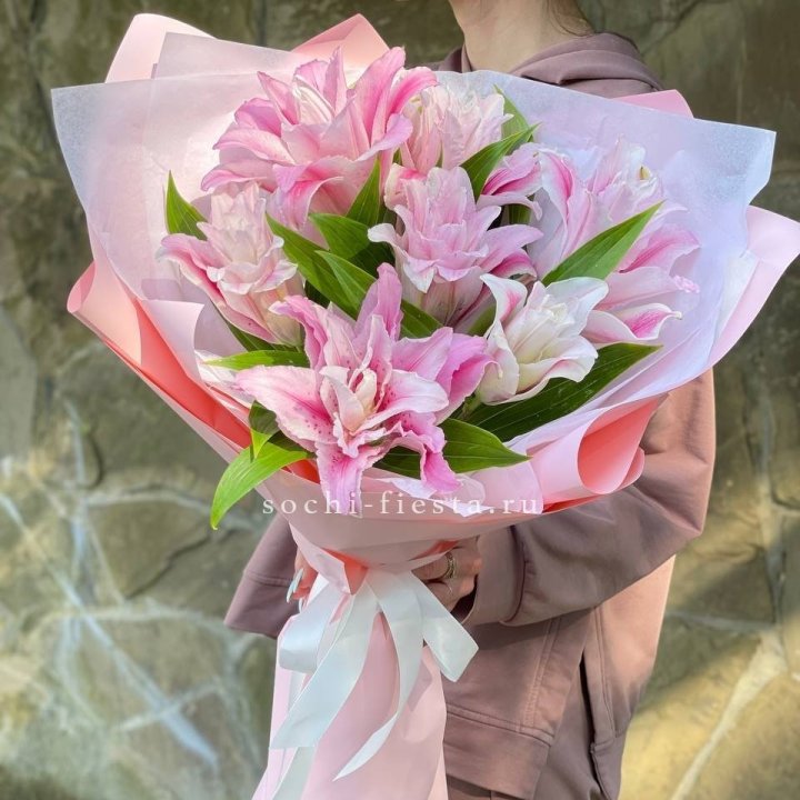 Букет пионовидных лилий №2 в Братске