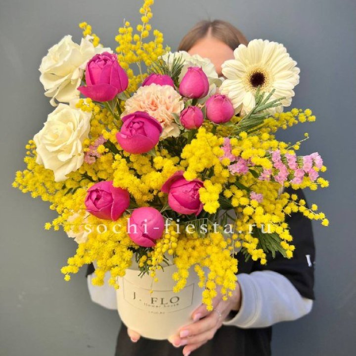 Цветы в боксе "Слобода" в Братске