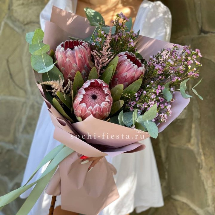 Букет из протеи "Клеопатра"  в Братске