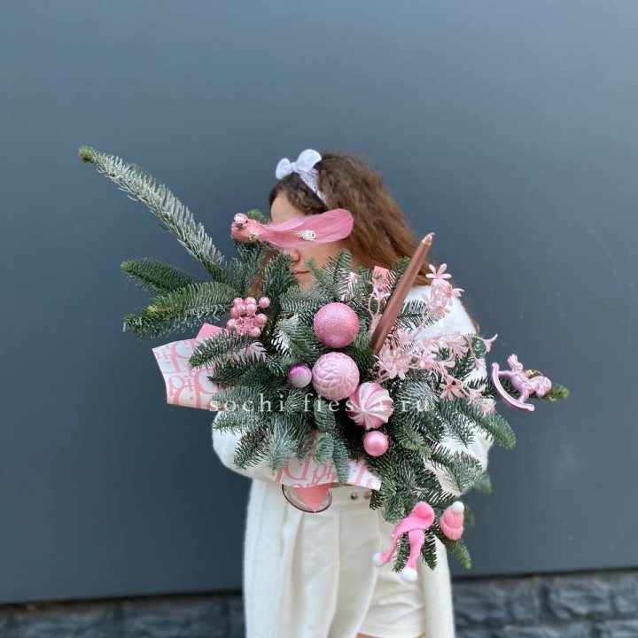 Композиция бокал розовый в Братске