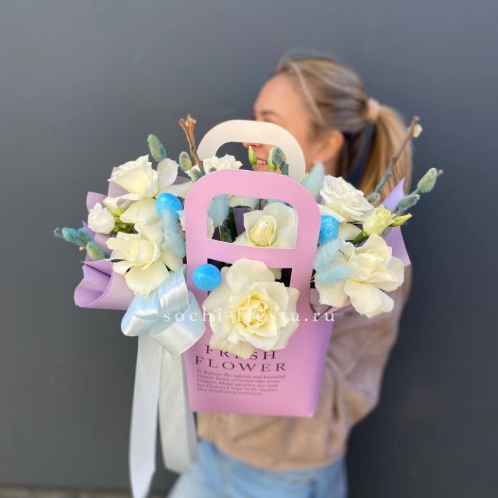 Цветочная сумочка "Пасхальная композиция" в Братске