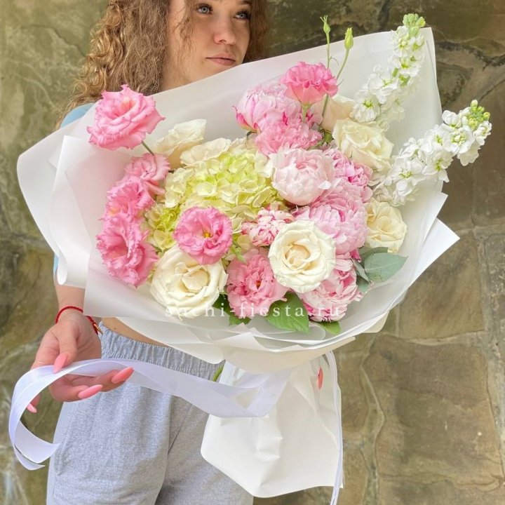 Букет с пионами №3 в Братске