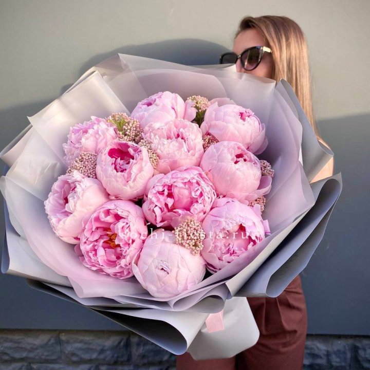 Букет с пионами "Стайл" в Братске