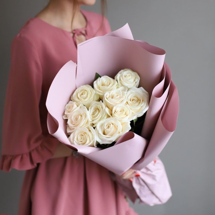 11 белых роз в Братске