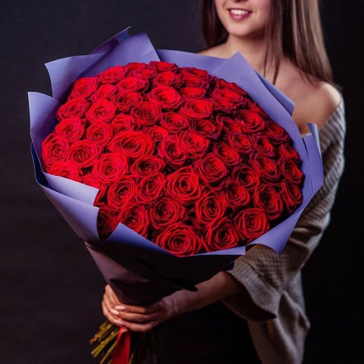 71 красная роза в Братске