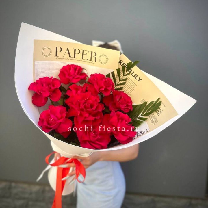 9 Красных французских роз Чико в Братске