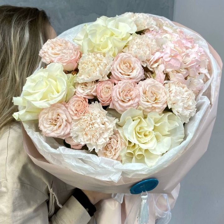 Дизайнерский букет "Джентел" в Братске