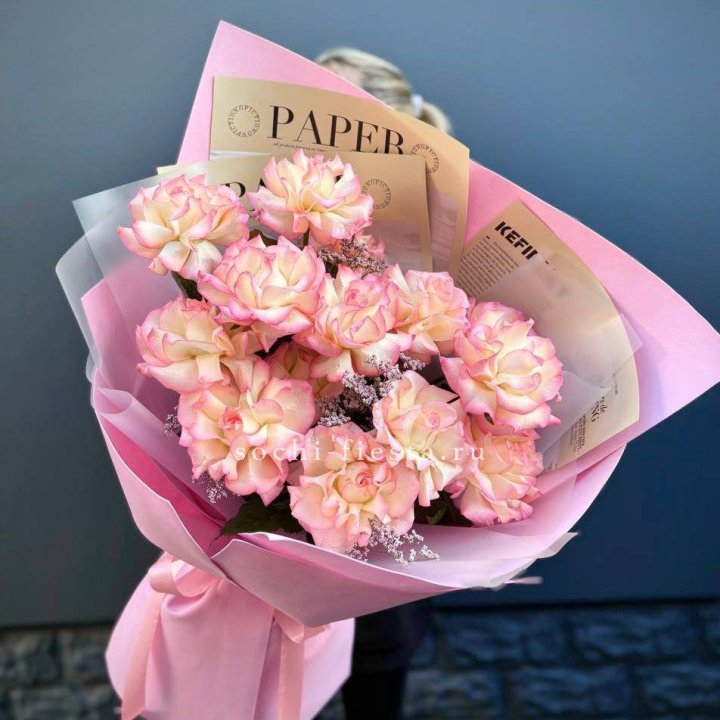 15 французских роз "Джумилия" в Братске