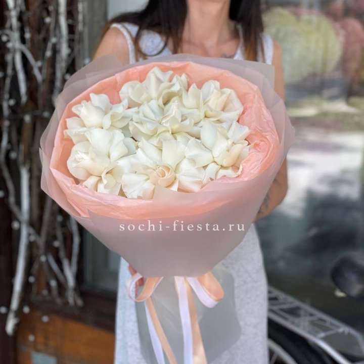 7 Белых французских роз в Братске