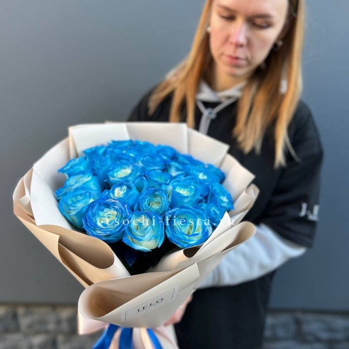 Букет синих роз блю логан в Братске